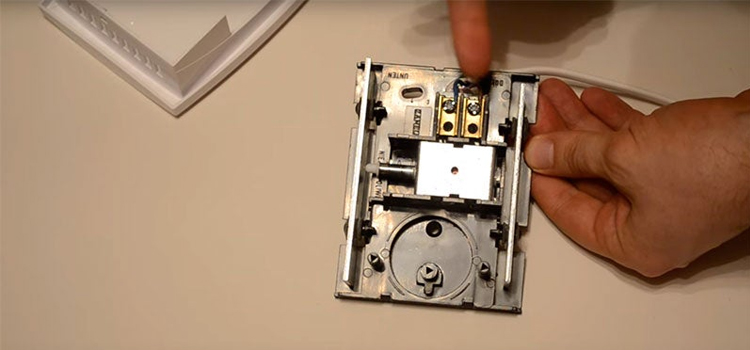 fix door bell in Miami Lakes